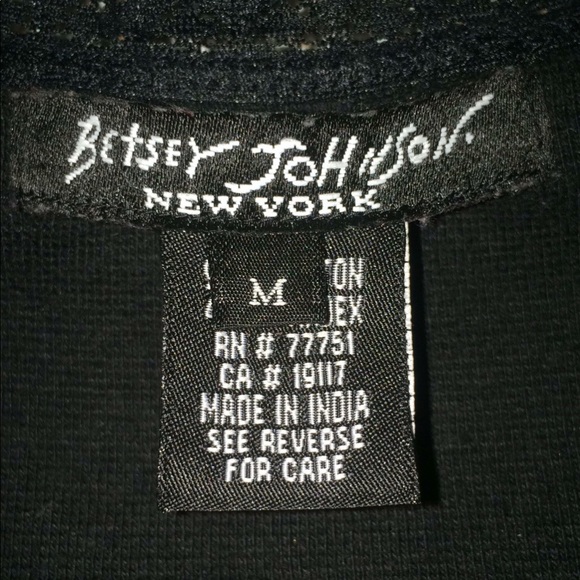 Vintage Super Rare Betsey Johnson Puff Sleeve Top - Picture 5 of 6